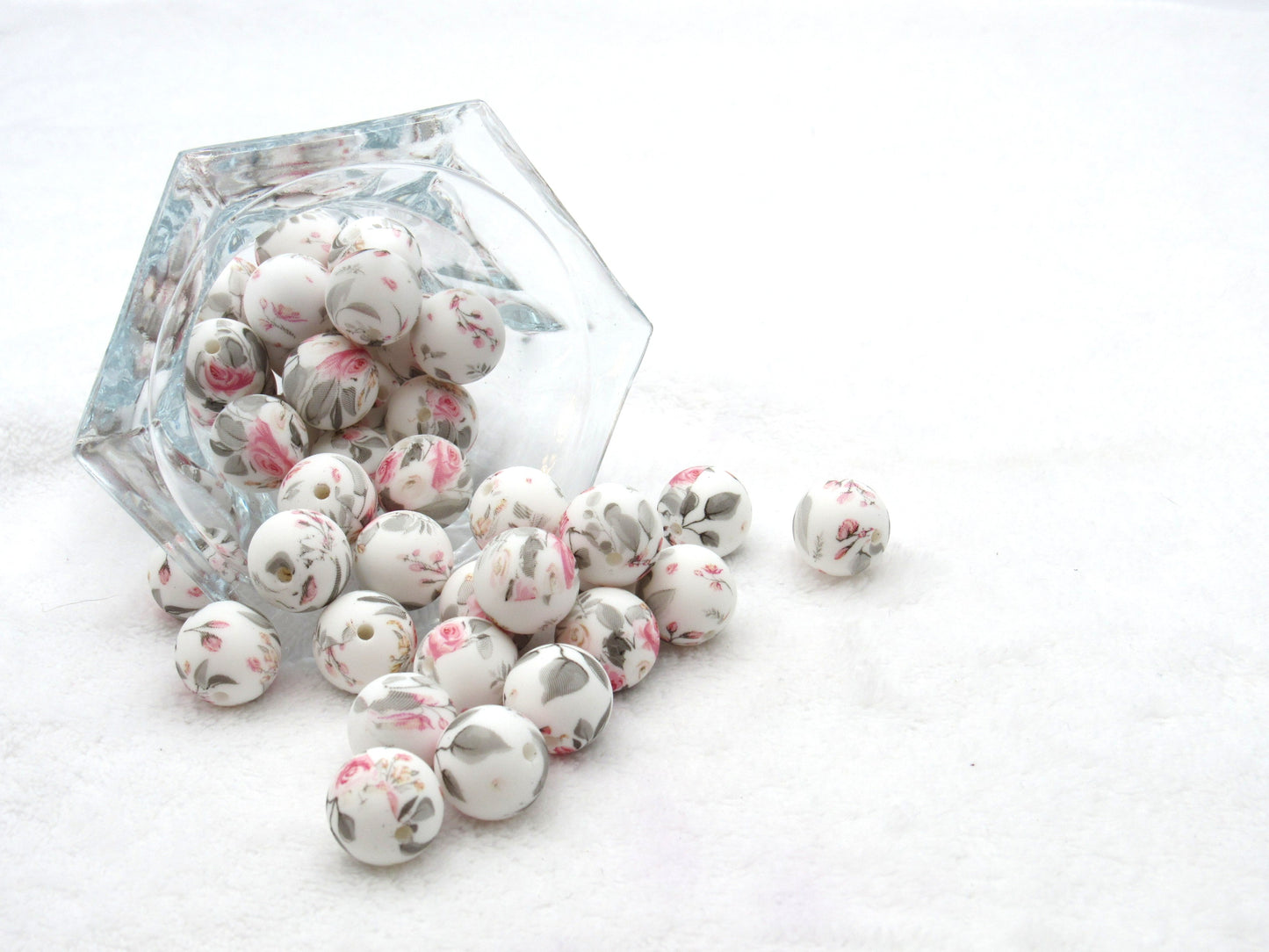Silicone prints pink and grey rose blossoms printed in a beautiful design