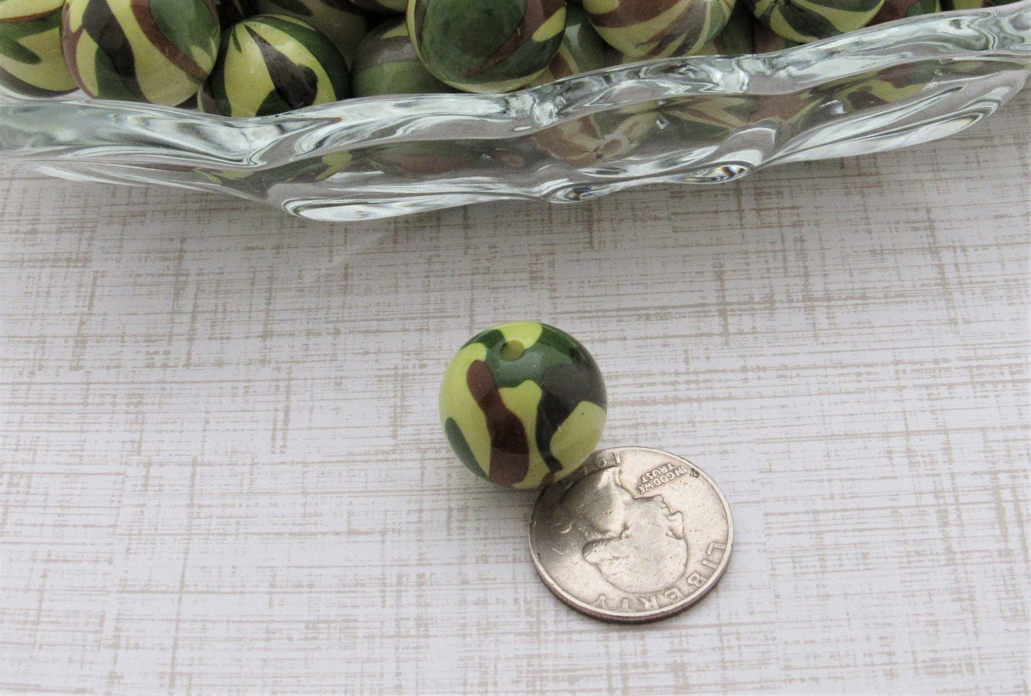 NEW 20mm Olive Green Beads, Chunky Necklace Supply Bead, Round Olive Green Acrylic Beads, Olive Green Bubblegum Beads, Chunky Camo Beads