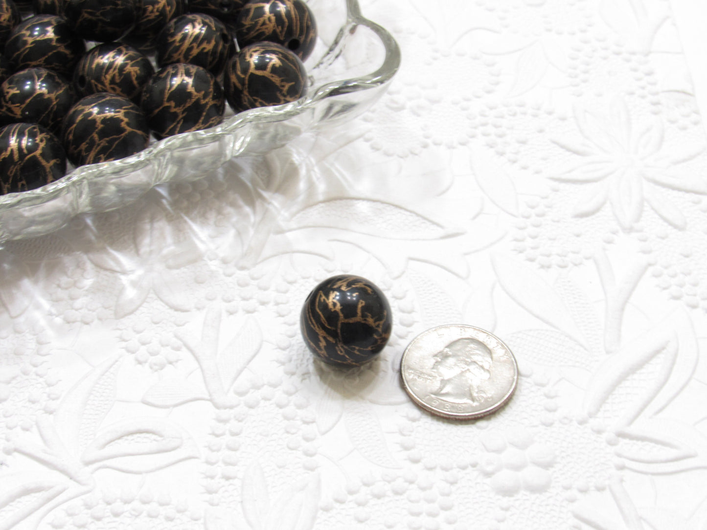 20mm Black And Gold White And Gold Lightening Bubblegum Beads, Chunky Gumball Beads, Bubblegum Beads, Chunky LIghtening Beads