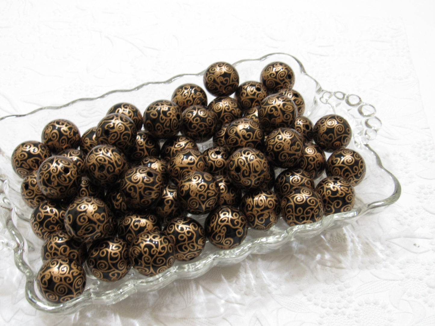 20mm Printed Swirls Gold on Black Pearls, Bubblegum Beads, Chunky Gumball Beads, Bubblegum Bead Supply, Chunky Printed Pearl Beads