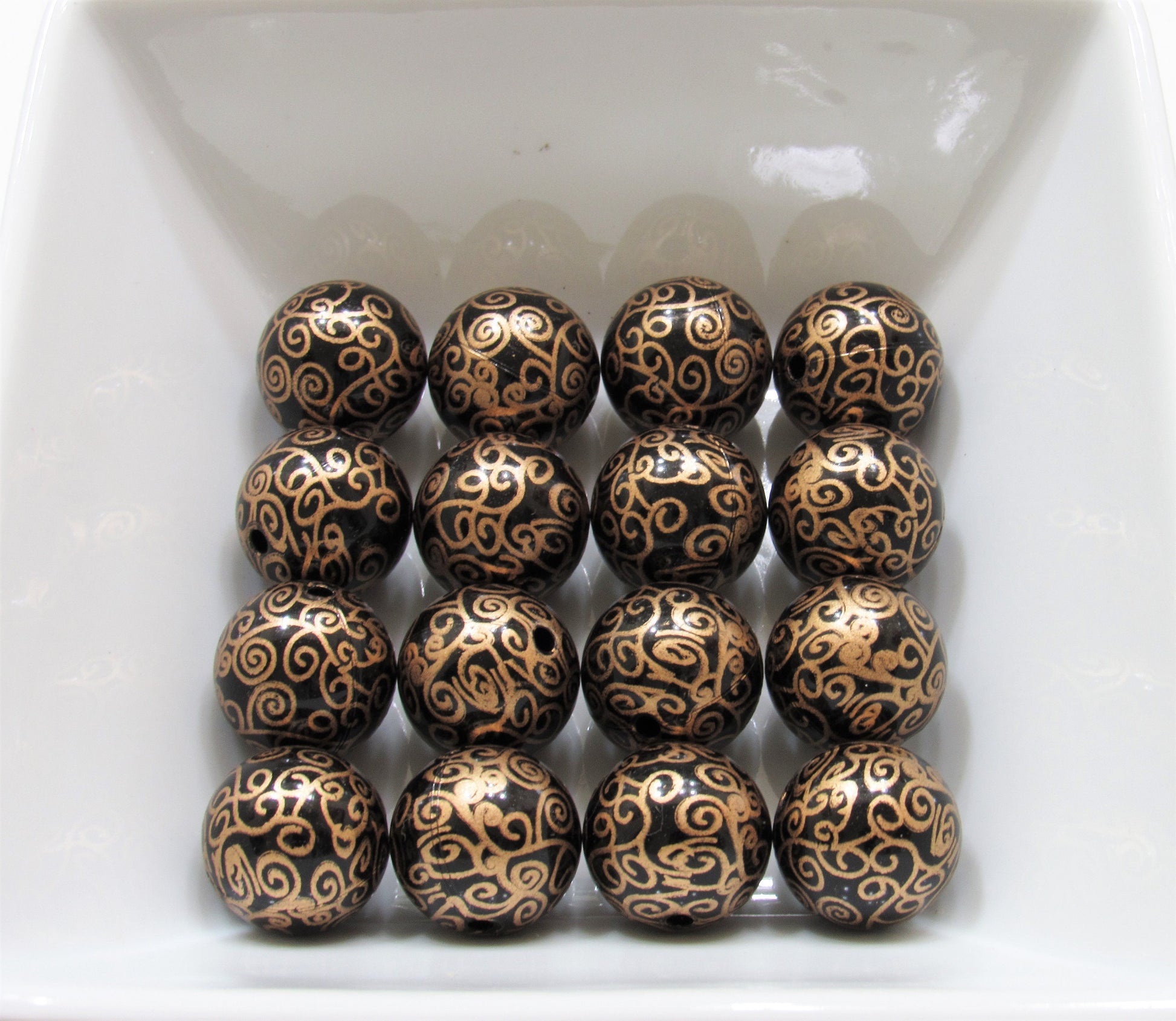 20mm Printed Swirls Gold on Black Pearls,  Bubblegum Beads, Chunky Gumball Beads, Bubblegum Bead Supply, Chunky Printed Pearl Beads