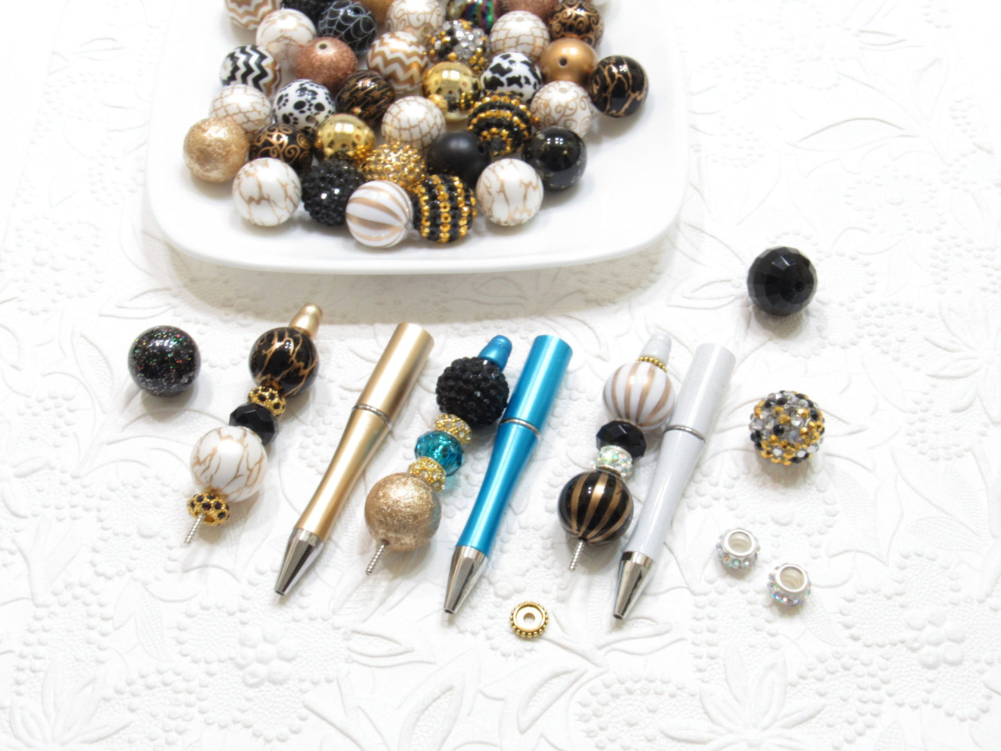 12 or 24Ct. 20mm White Gold And Black Bubblegum Bead Mix, Beadable Pen Mix, Acrylic Gold  Black & White Acrylic Beads,